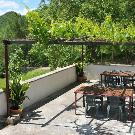 Holiday home Scenic Holiday In With Jacuzzi Borgo Pace