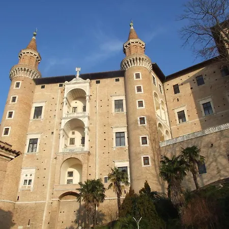 Scenic Holiday In With Jacuzzi Borgo Pace
